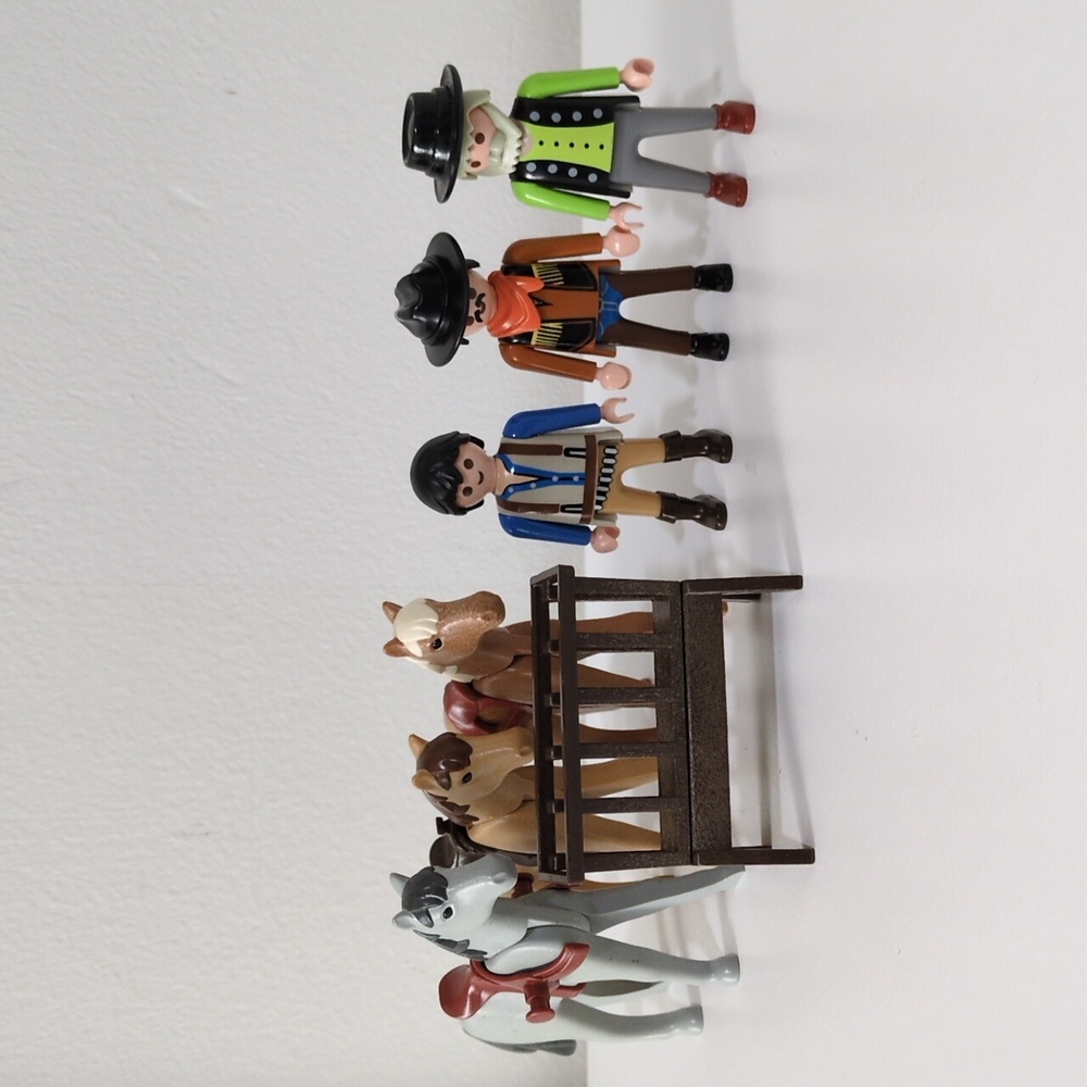 Playmobil Western Cowboys and Horses